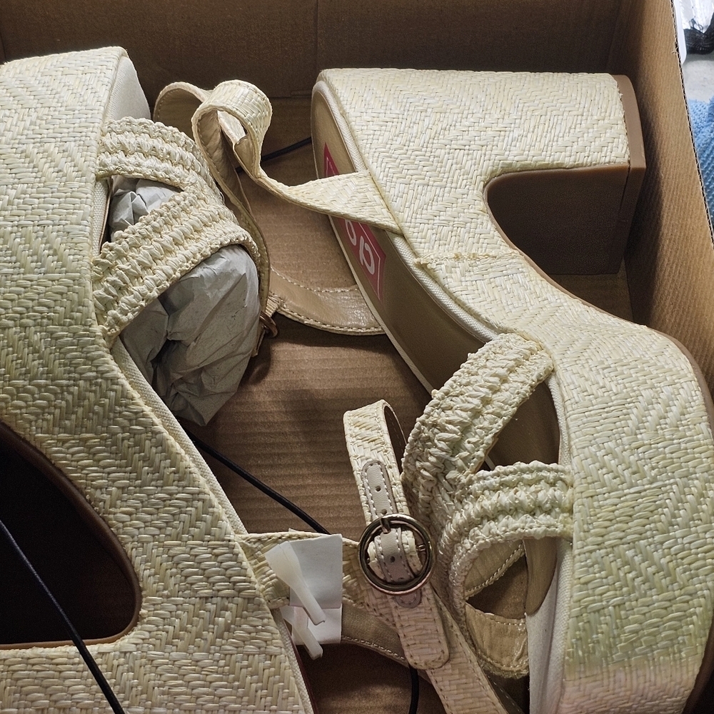 Pop Platform sandals - Picture 4 of 6